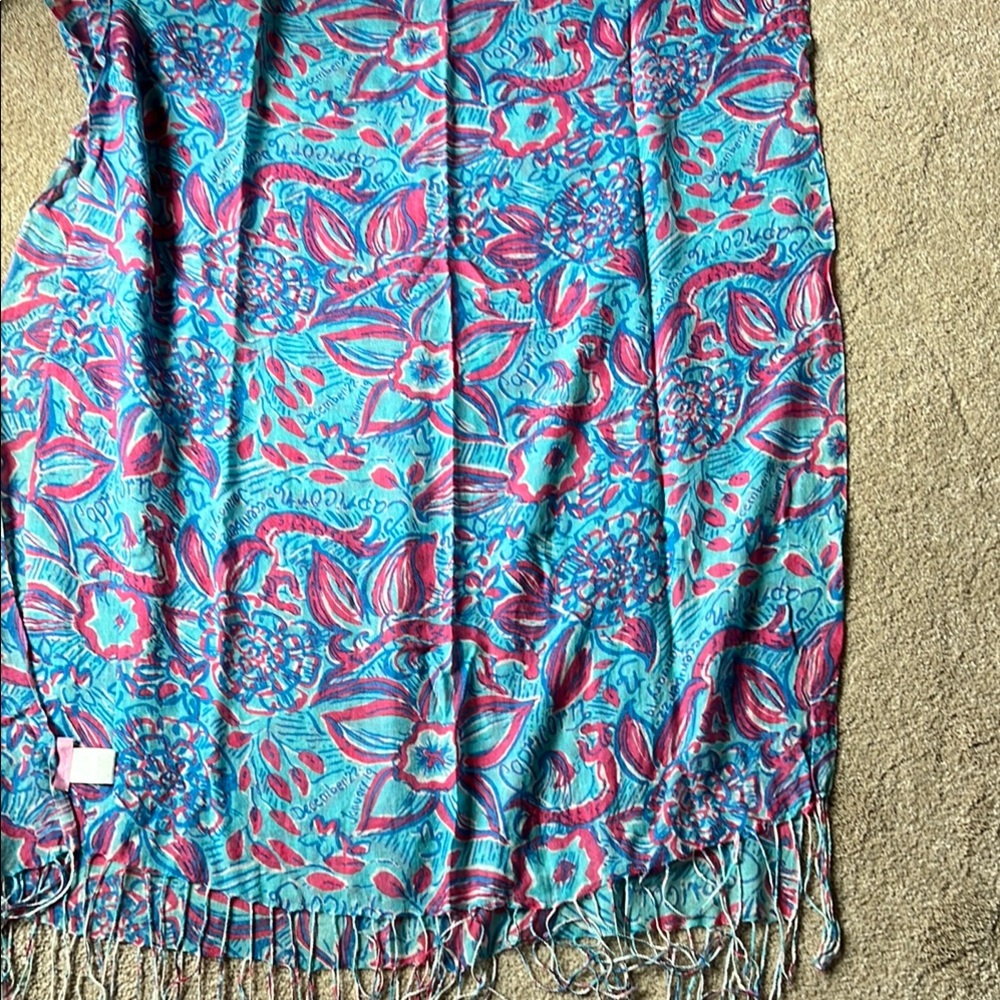 Lilly Pulitzer Murfee scarf. Capricorn scarf. No flaws.
